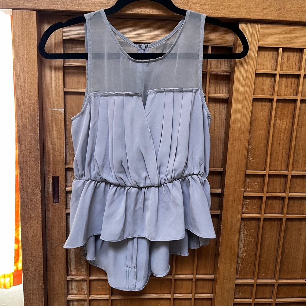 Elegant Gray Sleeveless Top
